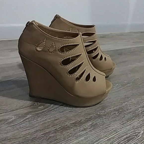 Wedges - Picture 2 of 3